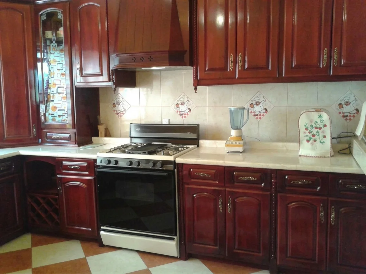 Cocina Borgoña Colonial