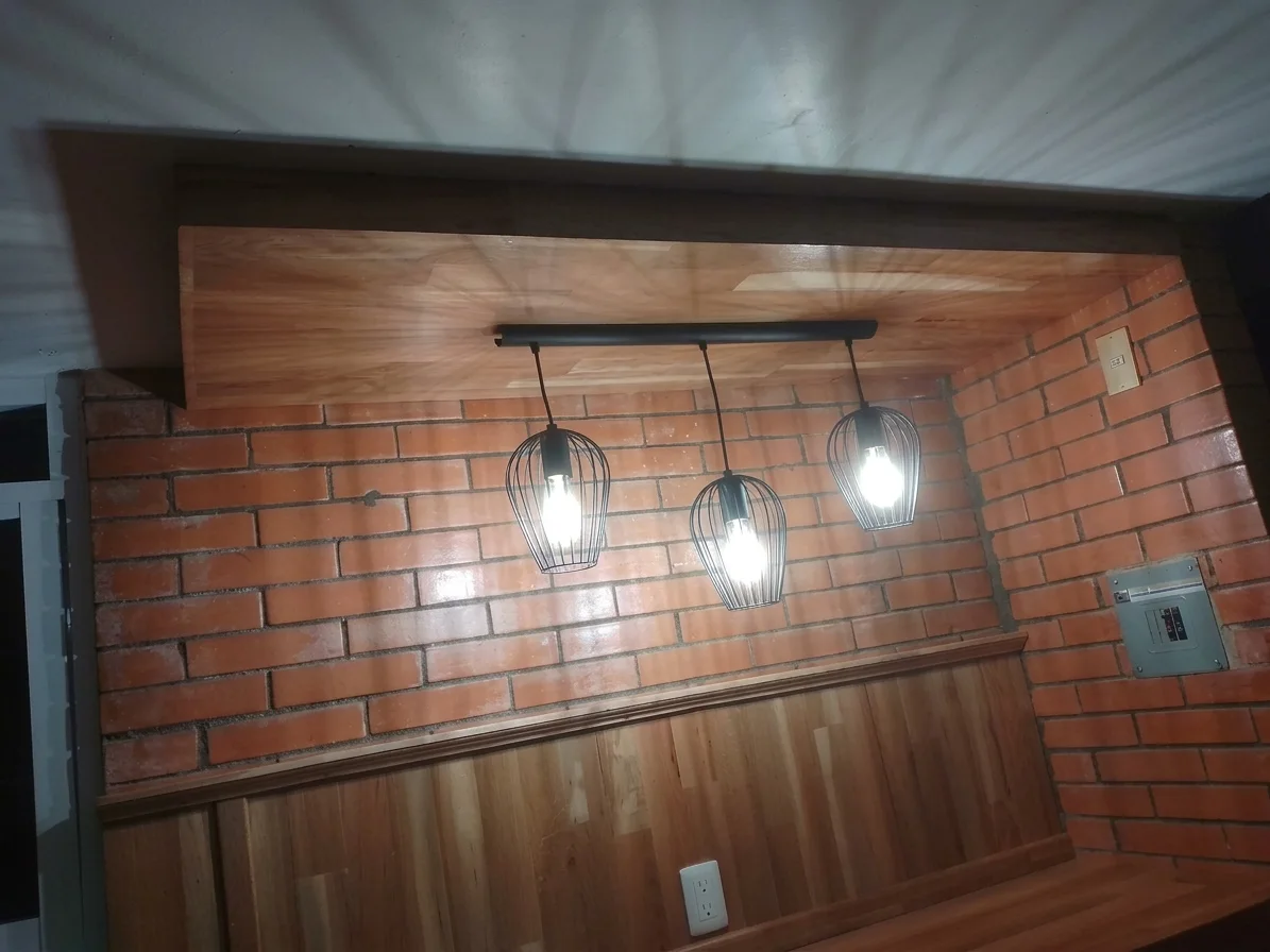 Recubrimiento Arquitectónico y Plafón Industrial Cálido