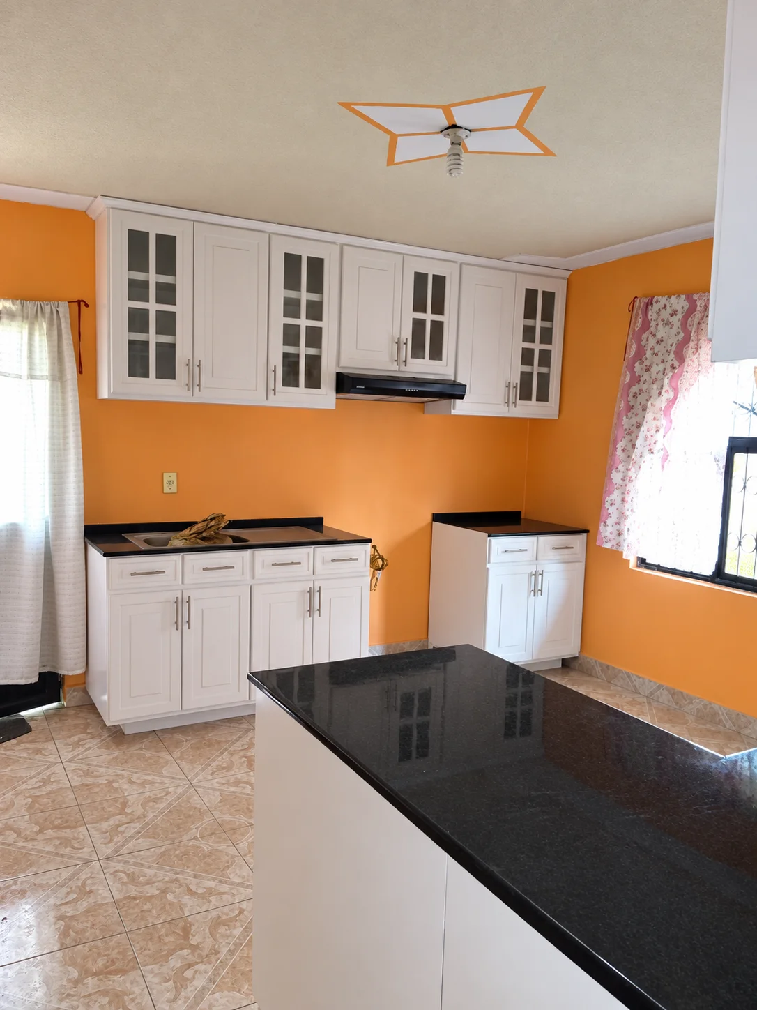 Cocina Integral Minimalista con Isla Central